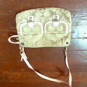 Coach crossbody bag light pink